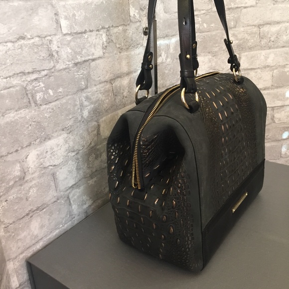 SOLD! Firefly Gardner Hadley Tote!  Like New! - Picture 3 of 6